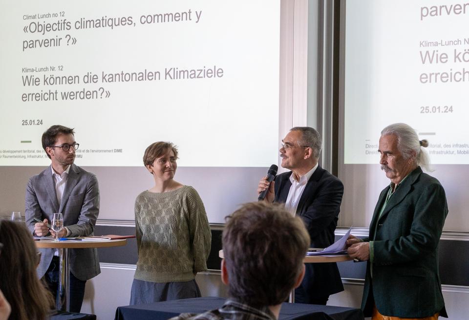De gauche à droite: Robin Jolissaint, Hanna Schübel, Jean-François Steiert, Laurent Thévoz